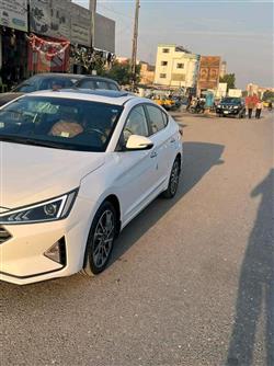هیوندای ئەلەنترا